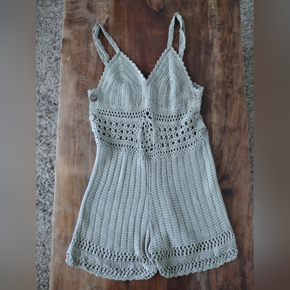 NWOT POL Crotchet Sage Women's Romper Sz Small